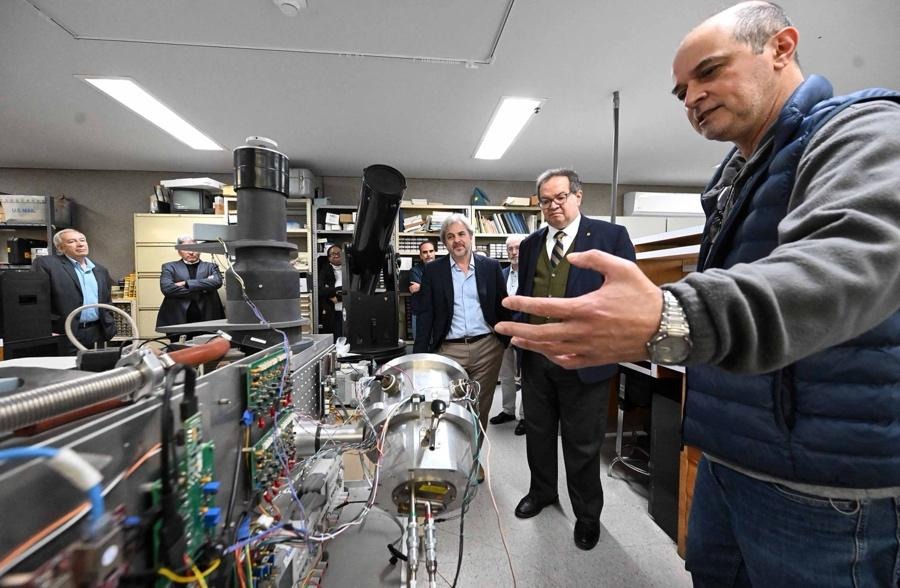 Avanza la construcción del espectrógrafo ESOPO